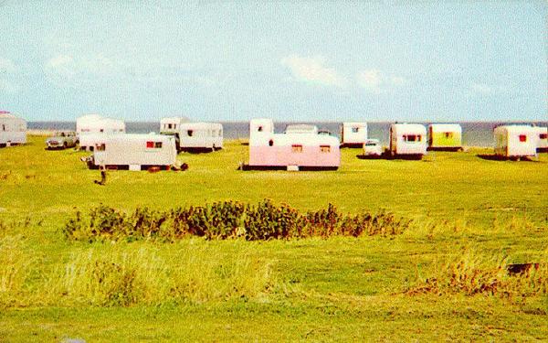 Kiln cliff caravan site crrmu 1989.29.1 large cr03569